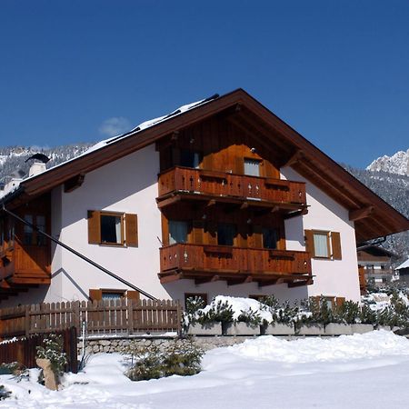 Appartamenti Majon Ladina Vigo di Fassa Exterior foto