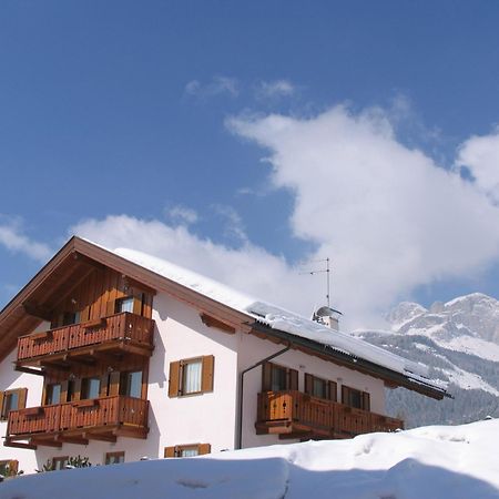 Appartamenti Majon Ladina Vigo di Fassa Exterior foto